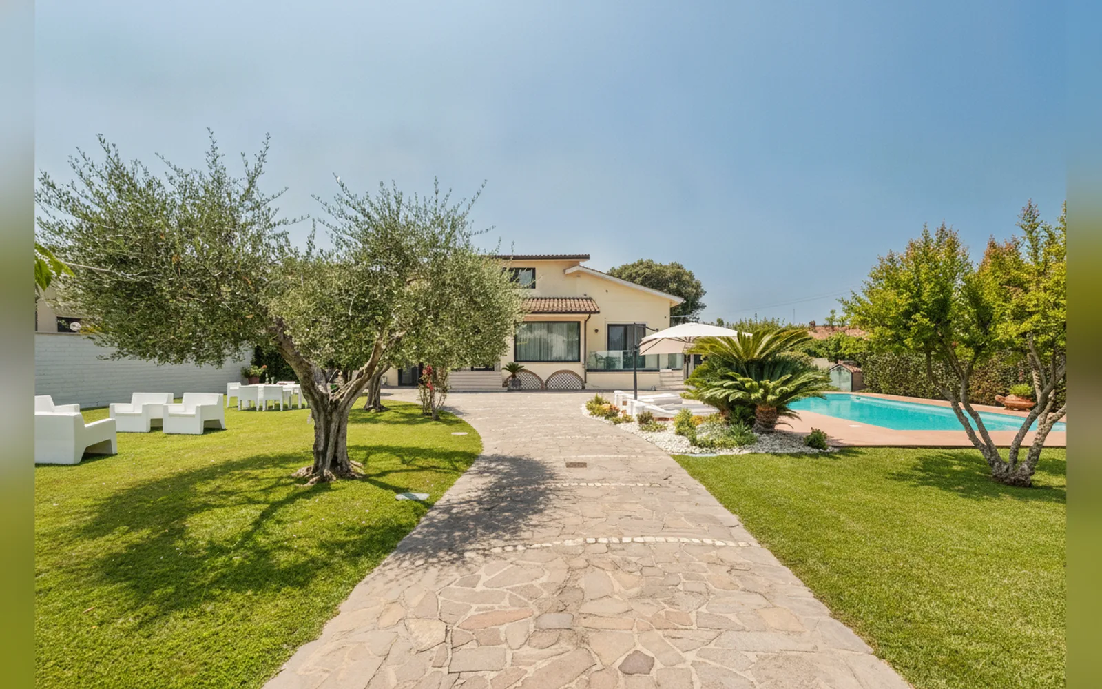 Esterni di Villa Karina, Roma (Lazio) (foto 12)