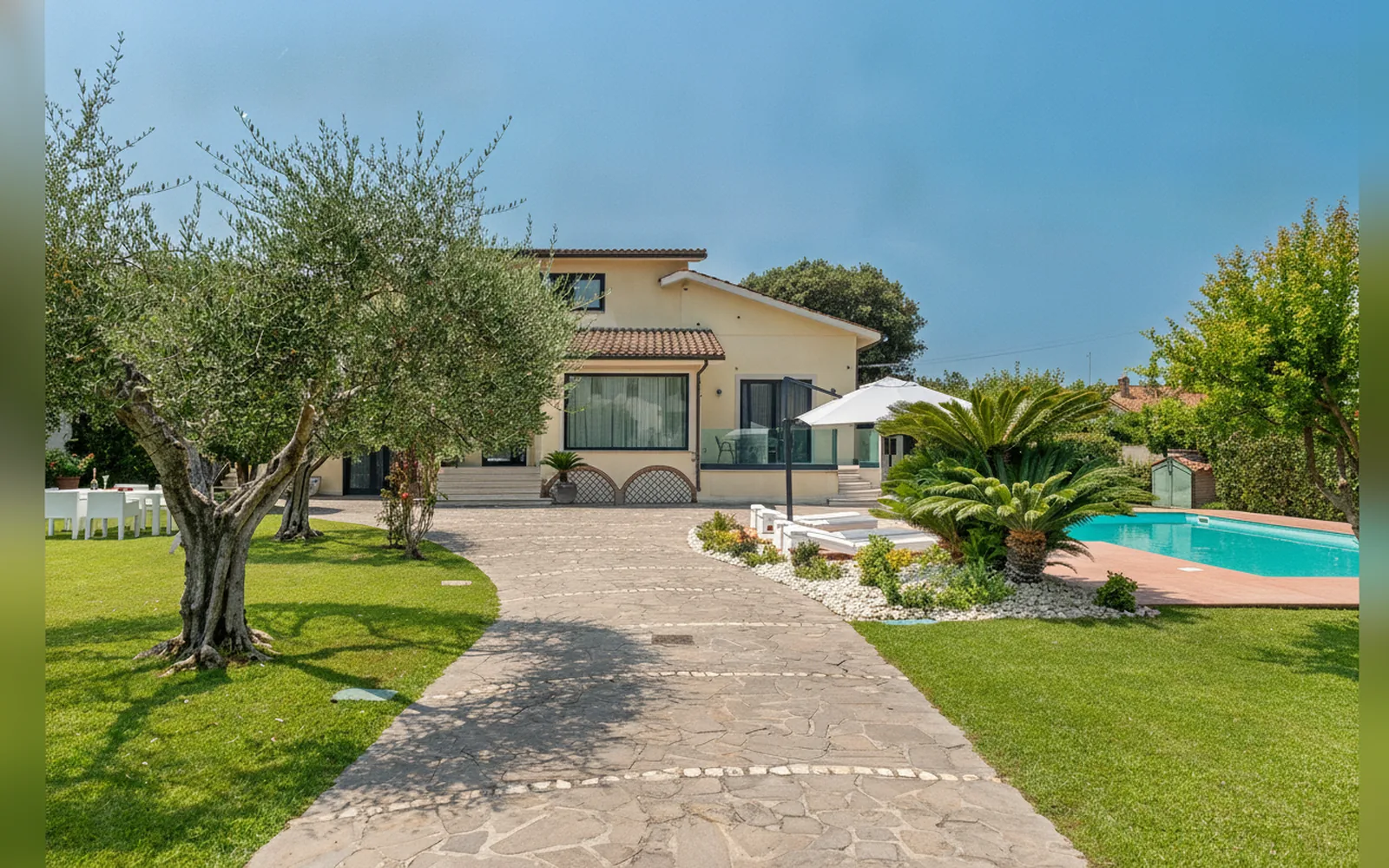 Esterni di Villa Karina, Roma (Lazio) (foto 27)