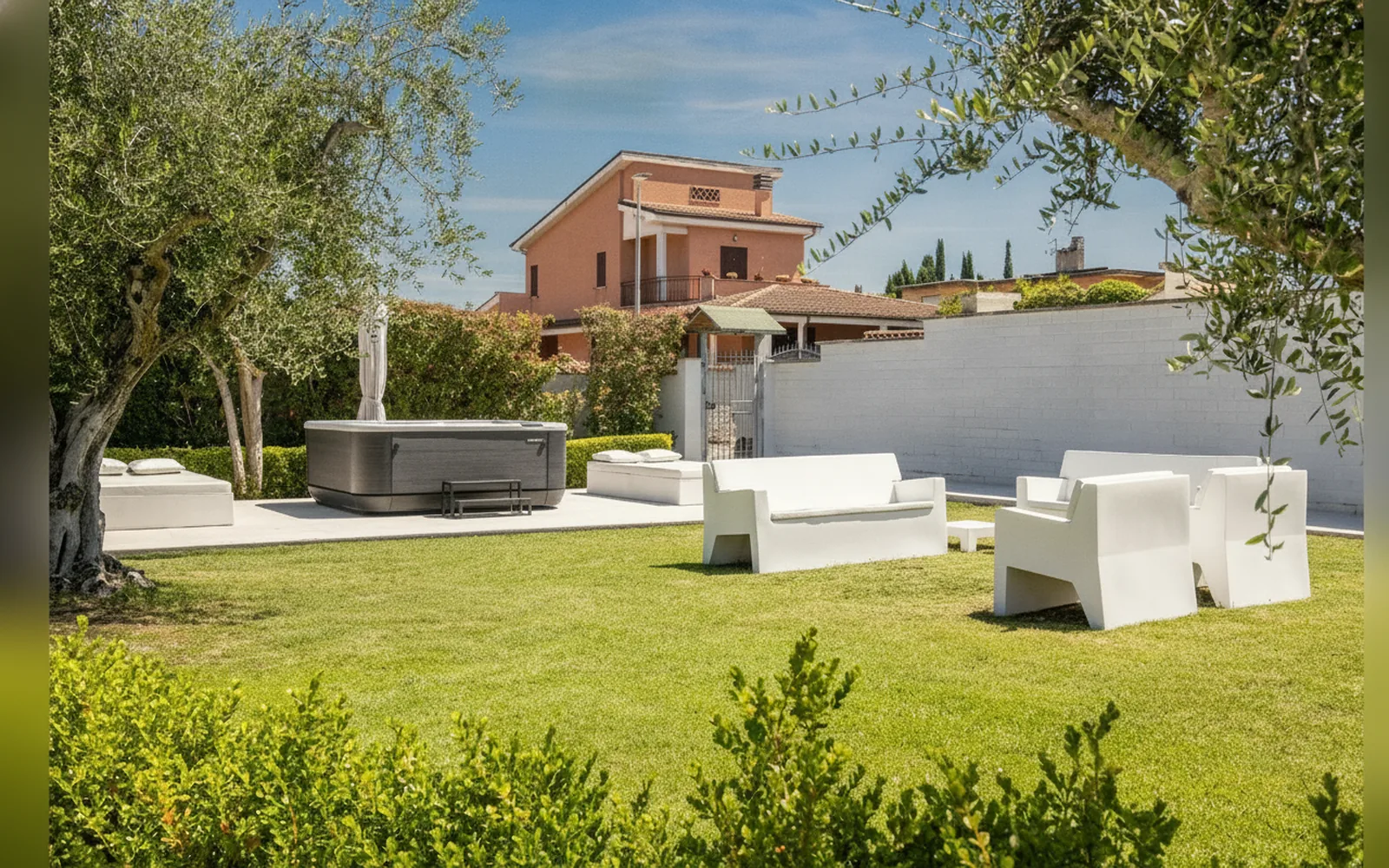Esterni di Villa Karina, Roma (Lazio) (foto 40)