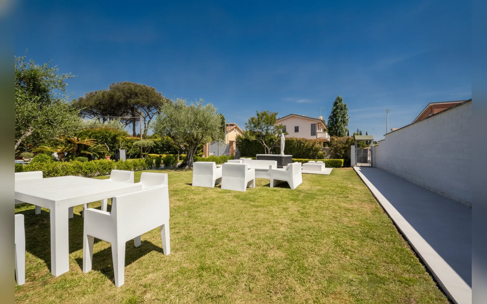 Esterni di Villa Karina, Roma (Lazio) (foto 43)