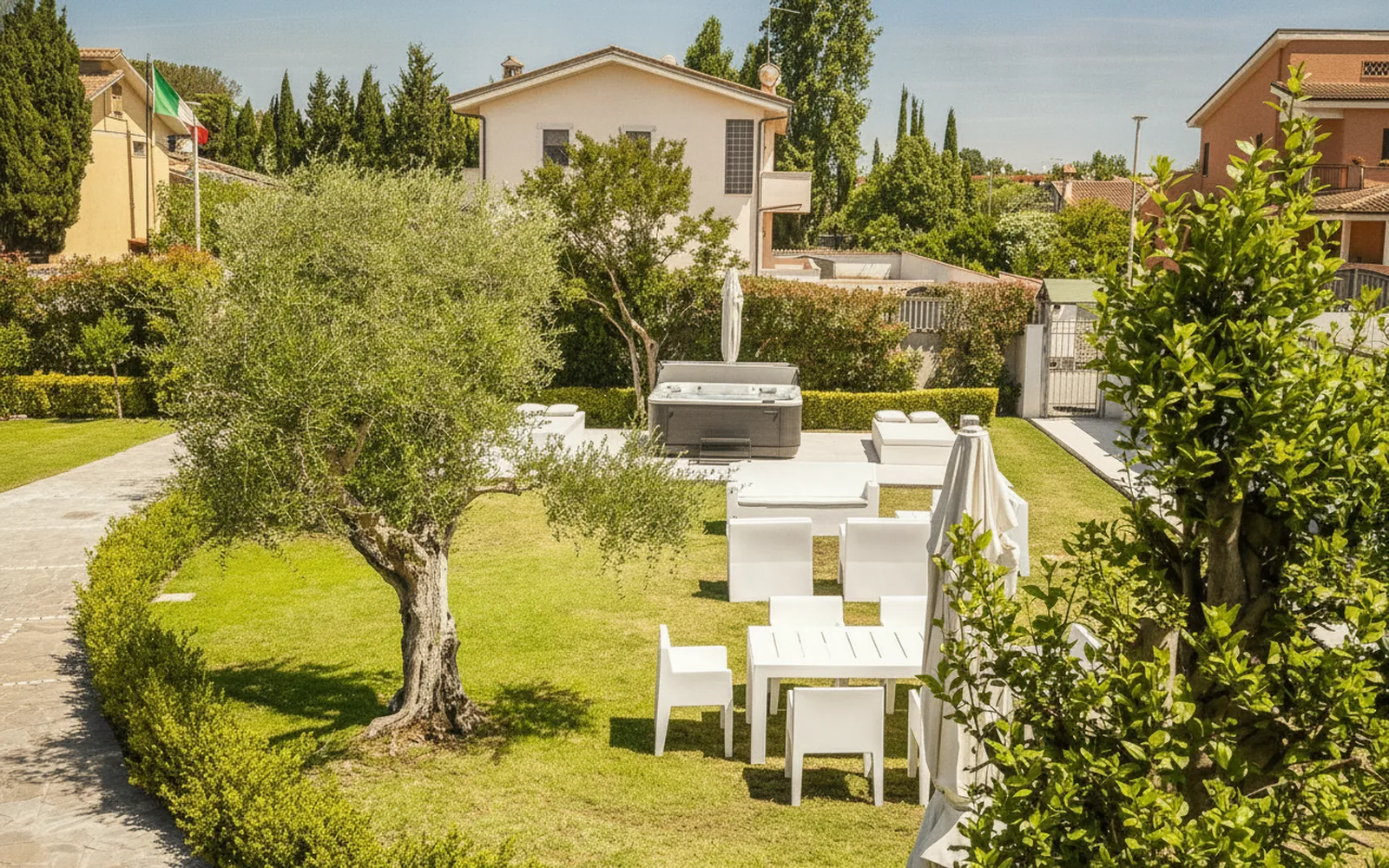 Esterni di Villa Karina, Roma (Lazio) (foto 45)