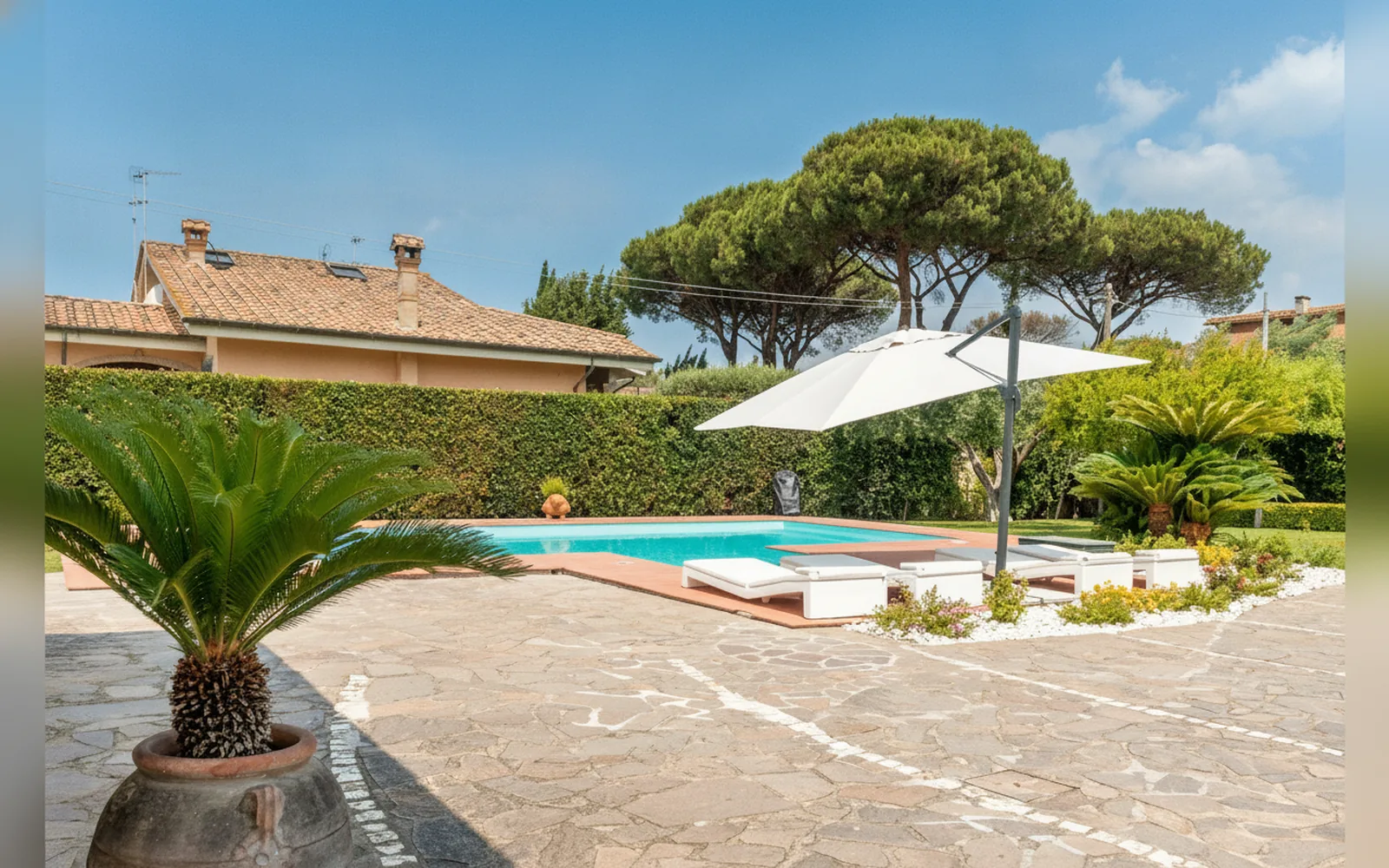 Esterni di Villa Karina, Roma (Lazio) (foto 9)